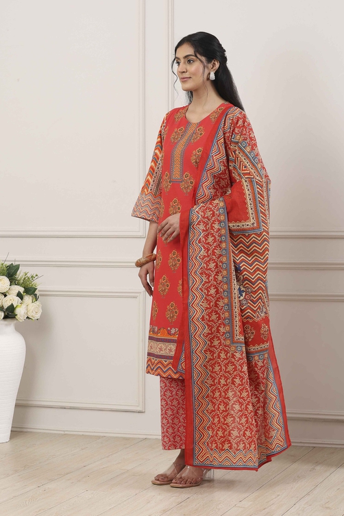 Red Cotton Floral Motifs Straight Suit Set - Image 6